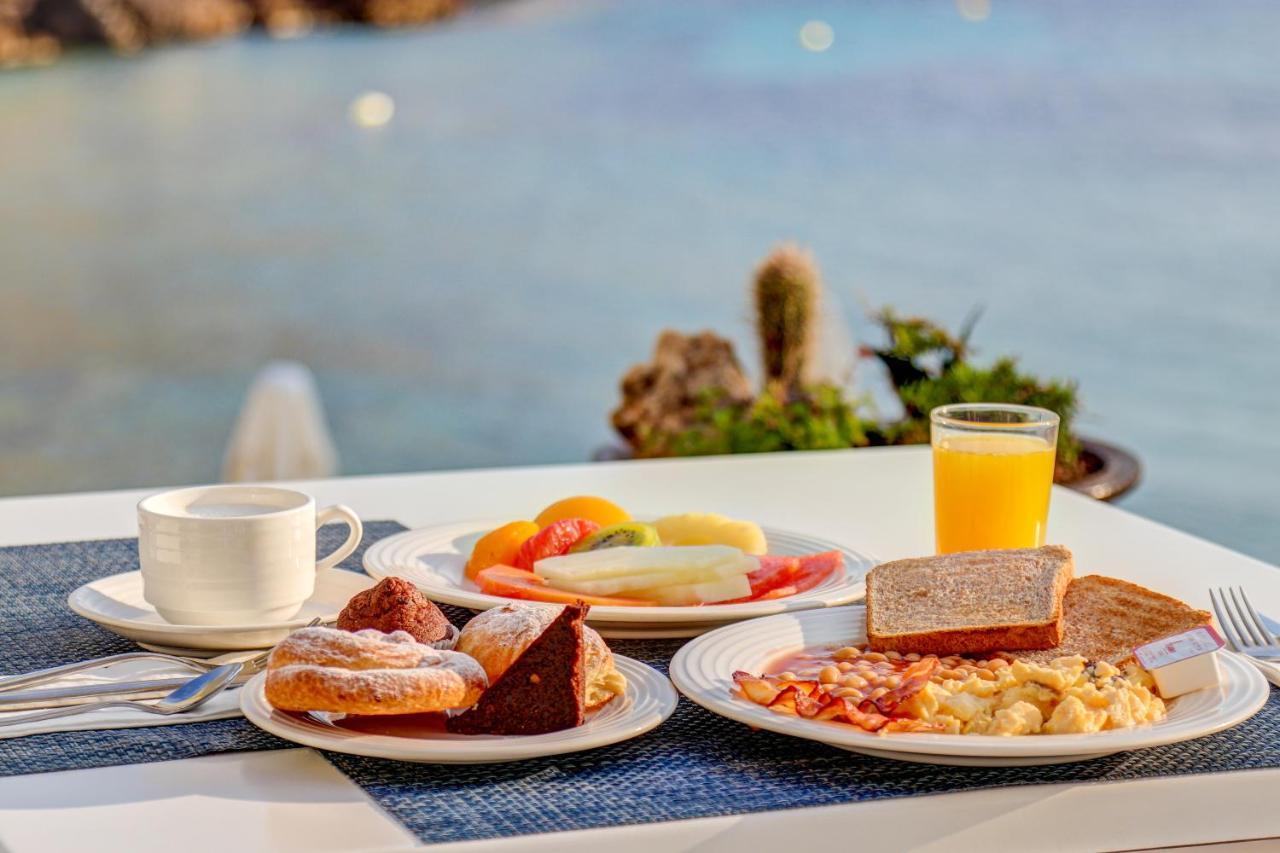 Hoposa Niu Hotel Cala de Sant Vicenc Buitenkant foto
