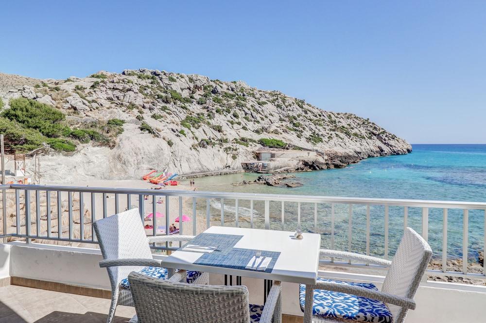 Hoposa Niu Hotel Cala de Sant Vicenc Buitenkant foto