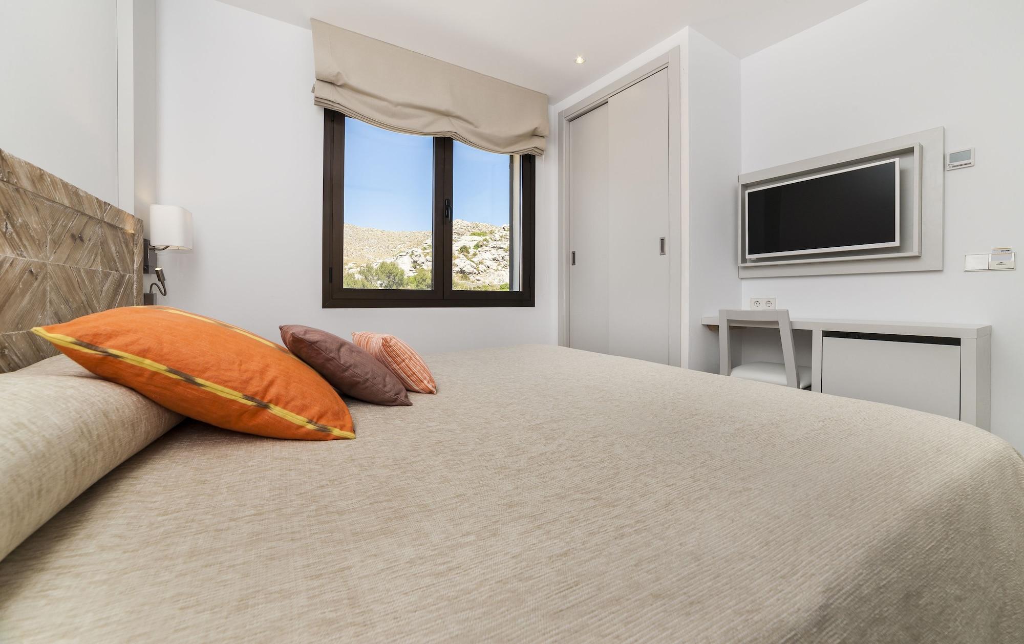 Hoposa Niu Hotel Cala de Sant Vicenc Buitenkant foto