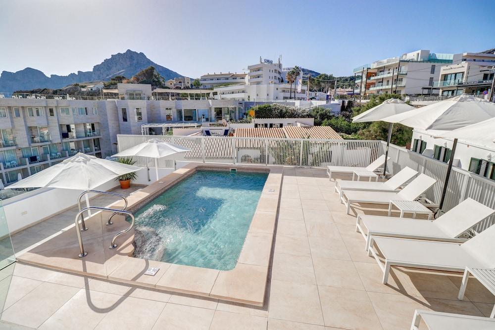 Hoposa Niu Hotel Cala de Sant Vicenc Buitenkant foto