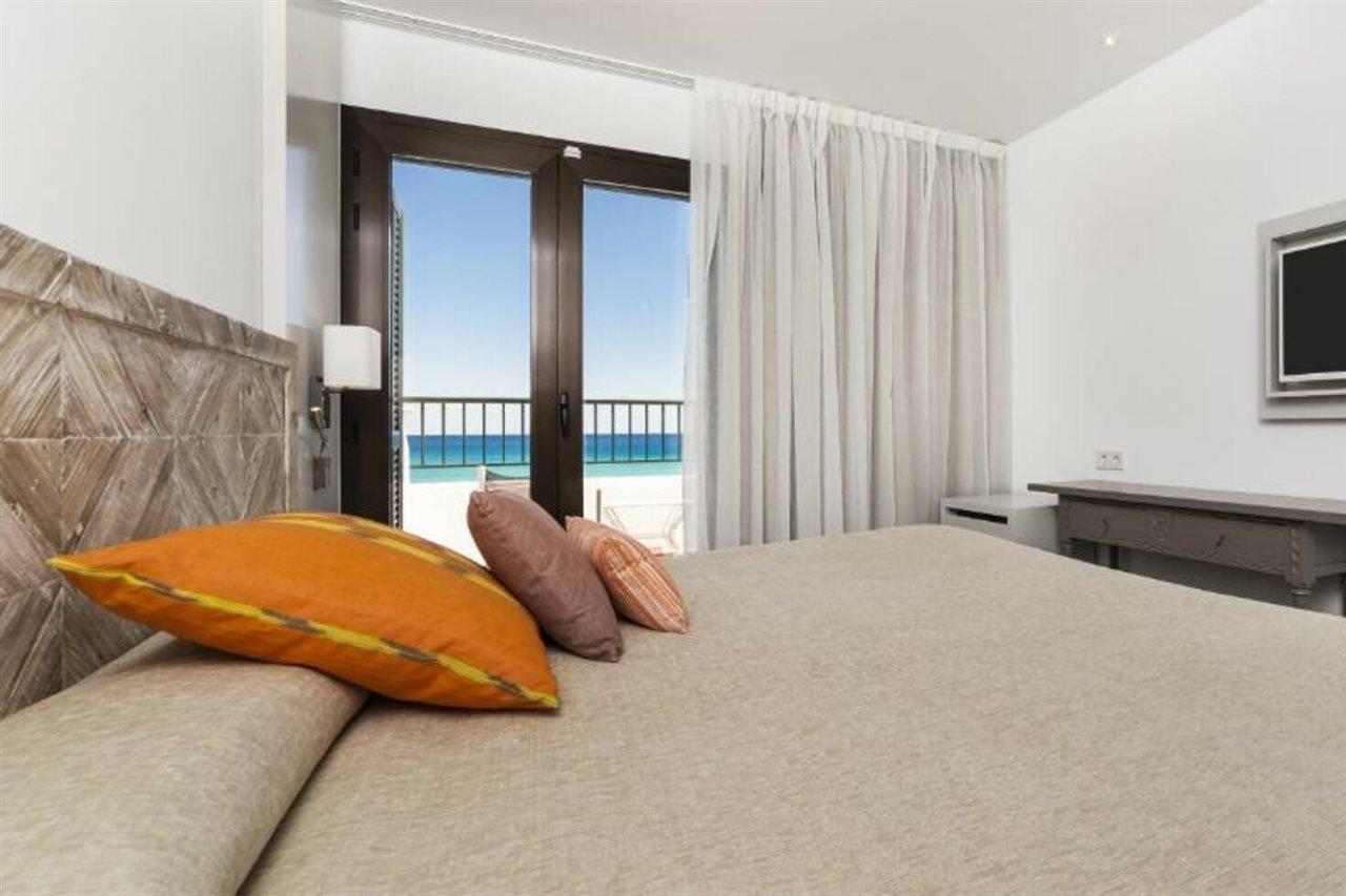 Hoposa Niu Hotel Cala de Sant Vicenc Buitenkant foto